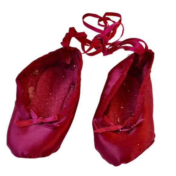 Ballet Slippers Christmas Ornament Ballerina Dancing RED FABRIC Vintage TAIWAN - Picture 5 of 8